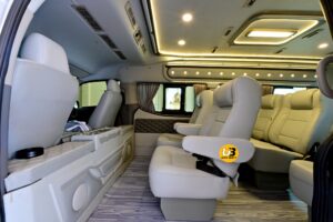 แต่งรถตู้วีไอพี เบาะvip โตโยต้าคอมมิวเตอร์ Toyota Commuter แต่งรถตู้อุบล